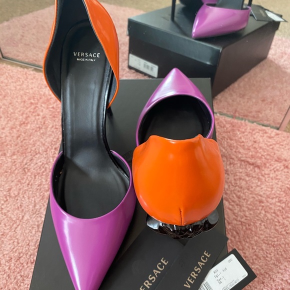 VERSACE Color block Heels - Picture 4 of 5